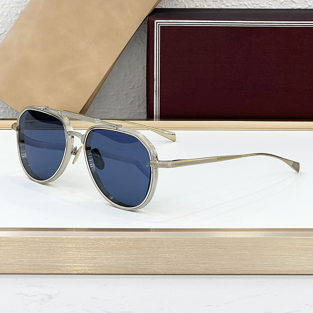 Fashionable and high-end, light luxury, handcrafted toad vacation trendy sunglasses for men and women